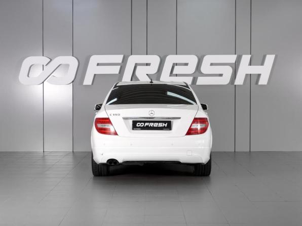 Mercedes-Benz C-Класс III (W204) Рестайлинг с пробегом 2013 года, цена 1 549 000 рублей, 113028 км, седан, Автокод Объявления