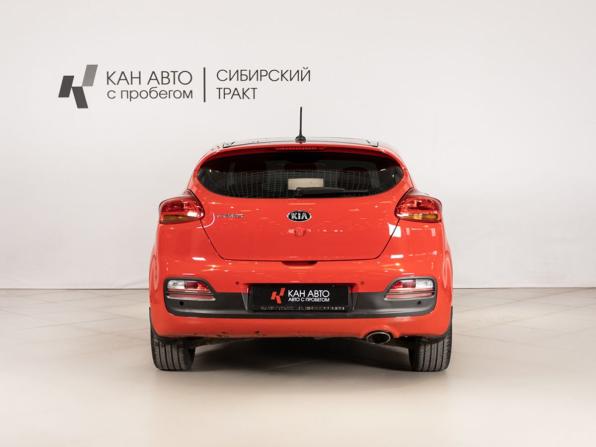 Kia Ceed II Рестайлинг с пробегом 2015 года, цена 1 296 900 рублей, 149460 км, хэтчбек, Автокод Объявления
