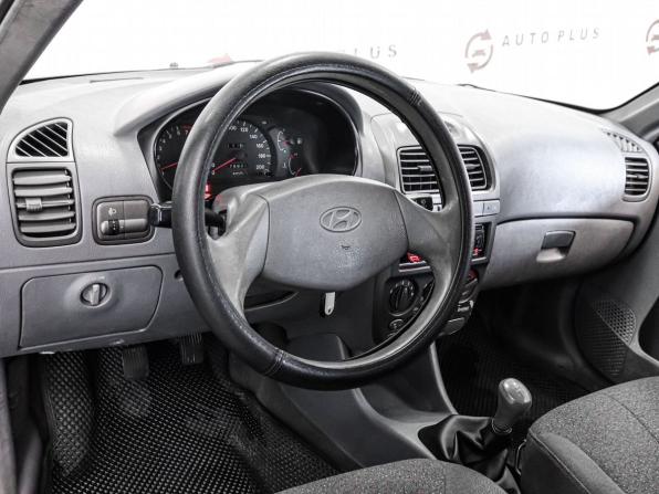 Hyundai Accent II с пробегом 2004 года, цена 329 000 рублей, 178825 км, седан, Автокод Объявления