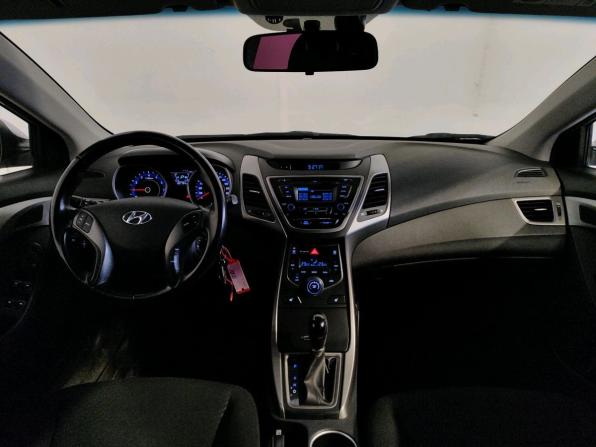 Hyundai Elantra V (MD) Рестайлинг с пробегом 2014 года, цена 1 039 000 рублей, 132733 км, седан, Автокод Объявления