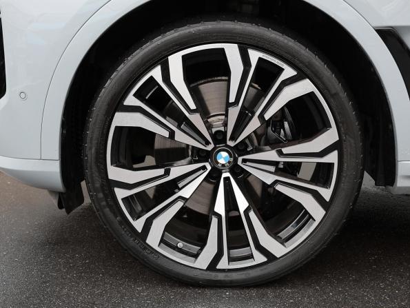 BMW X7 I (G07) Рестайлинг с пробегом 2023 года, цена 13 700 000 рублей, 36701 км, внедорожник, Автокод Объявления
