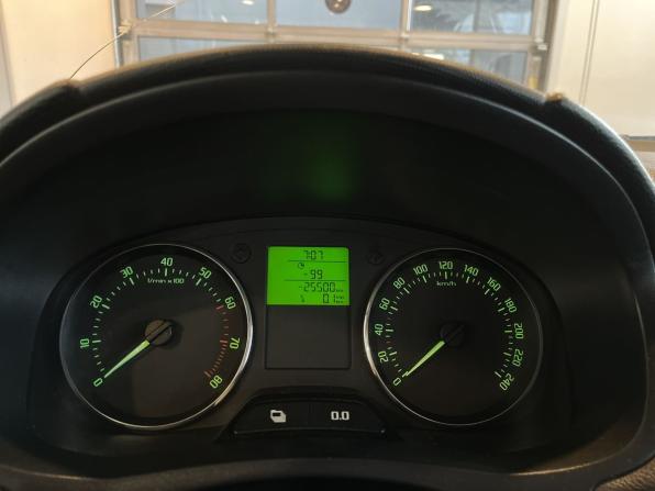 Skoda Fabia II Рестайлинг с пробегом 2011 года, цена 348 000 рублей, 268167 км, хэтчбек, Автокод Объявления