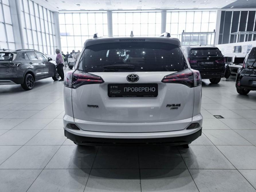 Toyota RAV4 IV (XA40) Рестайлинг Казань  - изображение 7