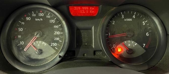 Renault Megane II с пробегом 2004 года, цена 250 000 рублей, 320000 км, седан, Автокод Объявления