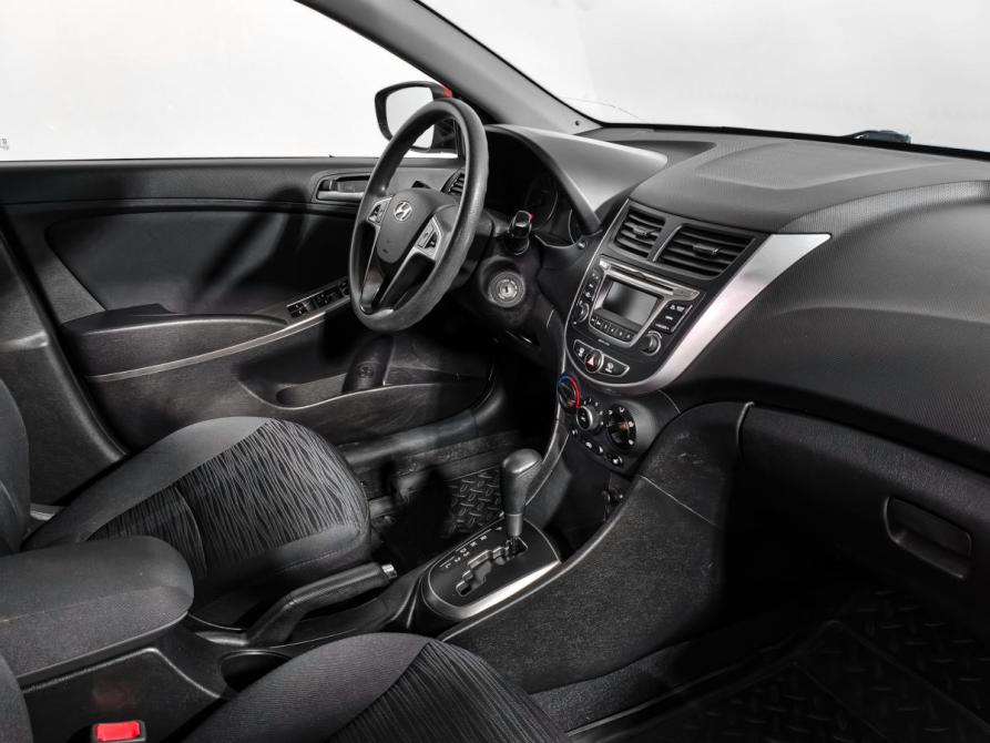 Hyundai Solaris I Рестайлинг Санкт-Петербург  - изображение 13