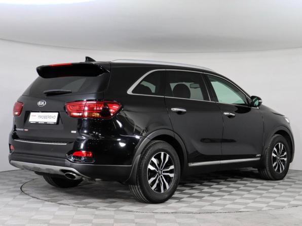 Kia Sorento III Prime Рестайлинг с пробегом 2018 года, цена 2 999 000 рублей, 98142 км, внедорожник, Автокод Объявления