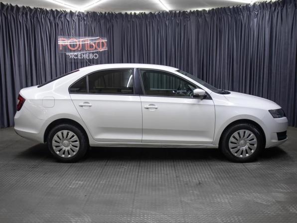 Skoda Rapid I Рестайлинг с пробегом 2017 года, цена 829 000 рублей, 149000 км, лифтбек, Автокод Объявления