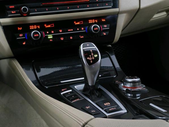 BMW 5 серии VI (F10/F11/F07) с пробегом 2012 года, цена 1 195 000 рублей, 320896 км, седан, Автокод Объявления