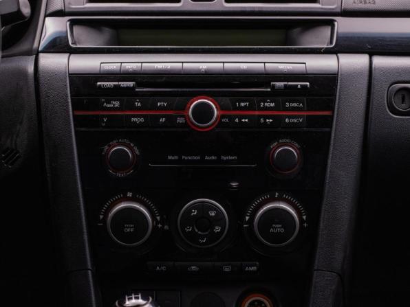 Mazda 3 I (BK) Рестайлинг с пробегом 2007 года, цена 315 000 рублей, 154015 км, седан, Автокод Объявления