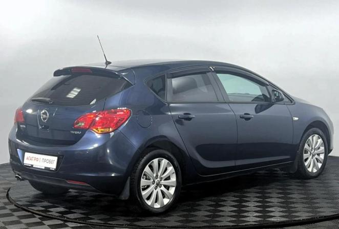 Opel Astra J Рестайлинг с пробегом 2011 года, цена 755 000 рублей, 124999 км, хэтчбек, Автокод Объявления