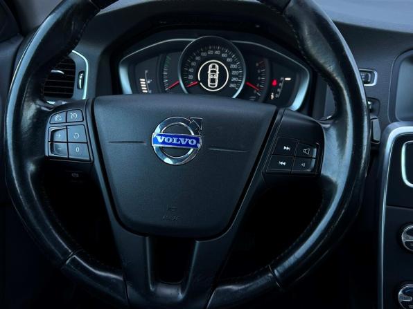 Volvo S60 II Рестайлинг с пробегом 2013 года, цена 797 600 рублей, 258349 км, седан, Автокод Объявления