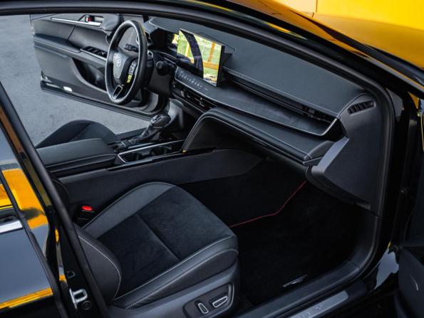 Toyota Camry IX (XV80) China Market с пробегом 2025 года, цена 4 306 500 рублей, 15585 км, седан, Автокод Объявления