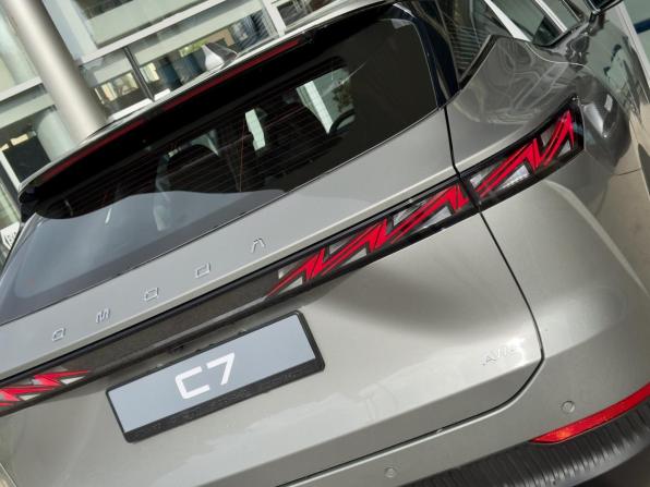 Новый Omoda C7 2026 года, цена 3 266 010 рублей, внедорожник, Автокод Объявления