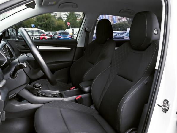 Skoda Karoq I с пробегом 2021 года, цена 2 399 000 рублей, 91606 км, внедорожник, Автокод Объявления