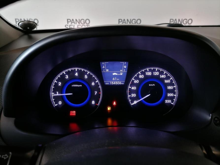 Hyundai Solaris I Курск  - изображение 21