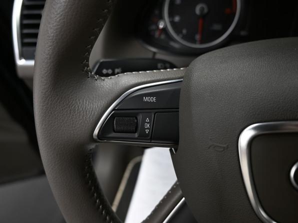 Audi Q5 I (8R) Рестайлинг с пробегом 2016 года, цена 2 295 000 рублей, 140888 км, внедорожник, Автокод Объявления