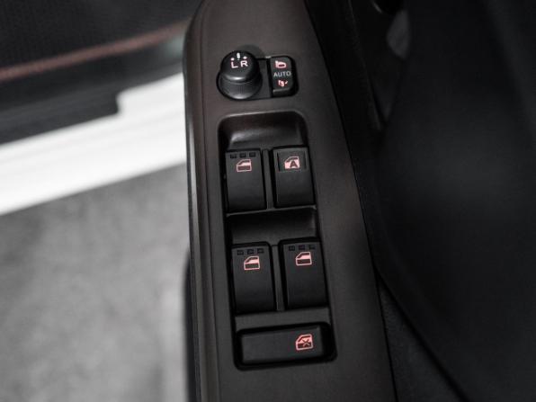 Subaru Justy V с пробегом 2018 года, цена 849 500 рублей, 155645 км, микровэн, Автокод Объявления