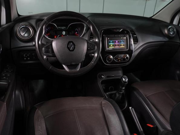 Renault Kaptur I с пробегом 2019 года, цена 1 529 000 рублей, 243287 км, внедорожник, Автокод Объявления