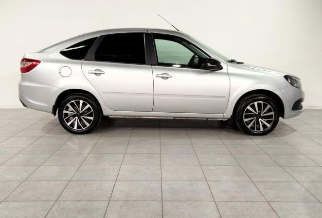 Lada (ВАЗ) Granta I Рестайлинг с пробегом 2023 года, цена 965 000 рублей, 43121 км, лифтбек, Автокод Объявления