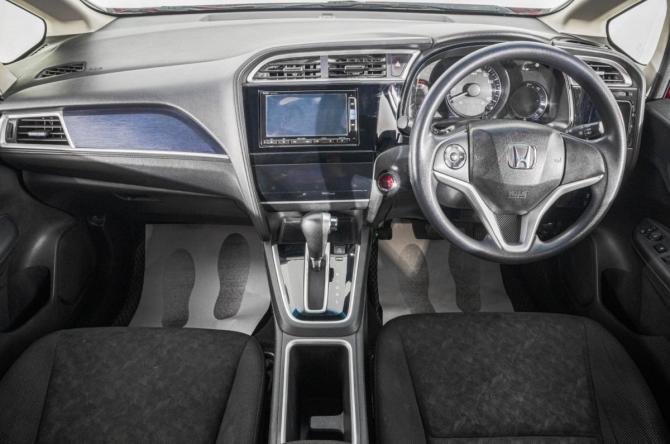 Honda Shuttle II с пробегом 2015 года, цена 1 099 000 рублей, 172000 км, универсал, Автокод Объявления
