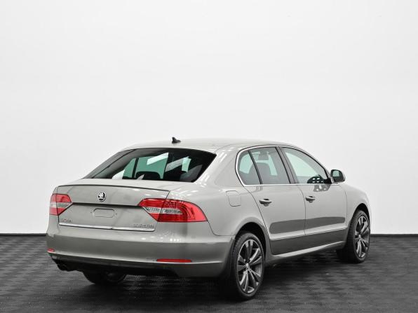 Skoda Superb II Рестайлинг с пробегом 2014 года, цена 1 249 000 рублей, 148000 км, лифтбек, Автокод Объявления