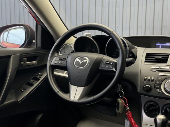 Mazda 3 II (BL) с пробегом 2010 года, цена 797 000 рублей, 137710 км, седан, Автокод Объявления