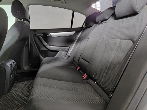 Volkswagen Passat B7 с пробегом 2011 года, цена 855 000 рублей, 275270 км, седан, Автокод Объявления
