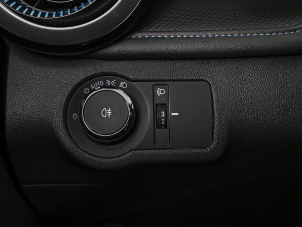 Chevrolet Monza II Рестайлинг с пробегом 2023 года, цена 1 624 000 рублей, 61393 км, седан, Автокод Объявления