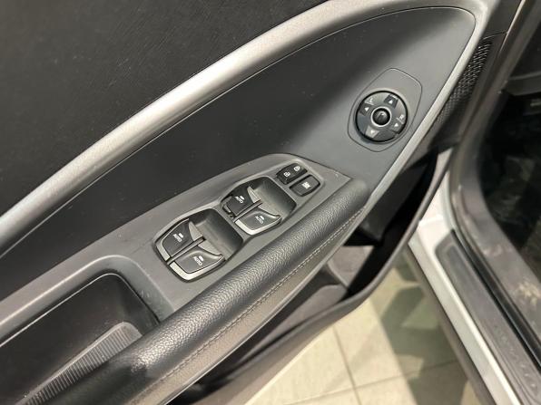 Hyundai Santa Fe III с пробегом 2013 года, цена 1 675 000 рублей, 185001 км, внедорожник, Автокод Объявления