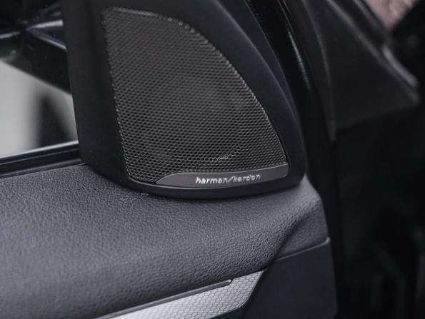 BMW X1 II (F48) Рестайлинг с пробегом 2019 года, цена 2 599 000 рублей, 110838 км, внедорожник, Автокод Объявления