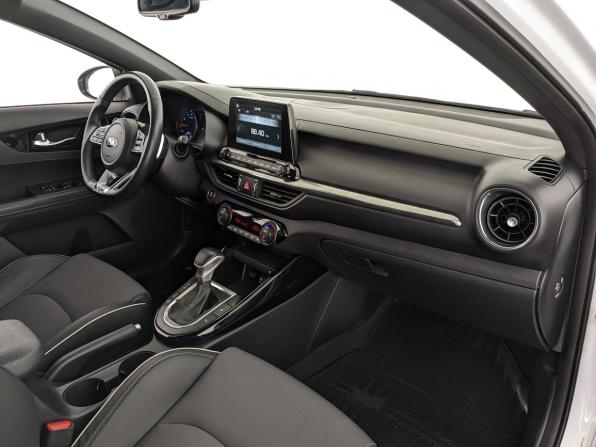 Kia Cerato IV с пробегом 2021 года, цена 2 100 000 рублей, 90384 км, седан, Автокод Объявления