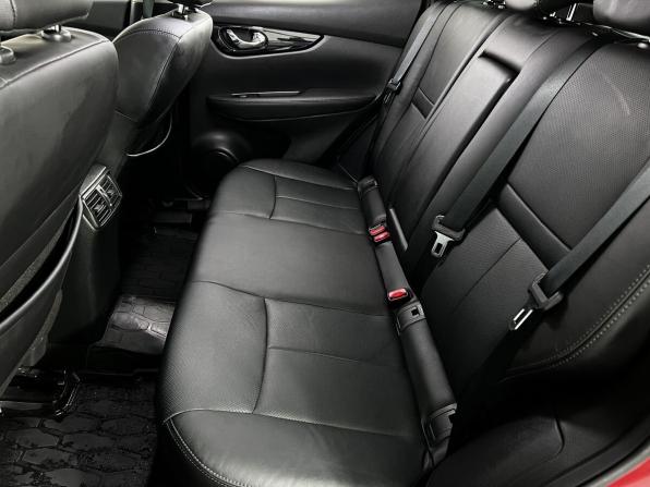 Nissan Qashqai II с пробегом 2018 года, цена 1 650 000 рублей, 160161 км, внедорожник, Автокод Объявления