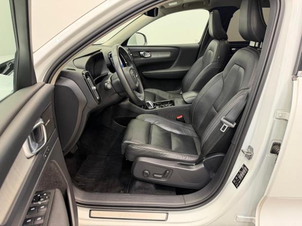 Volvo XC40 I с пробегом 2021 года, цена 3 790 000 рублей, 42823 км, внедорожник, Автокод Объявления
