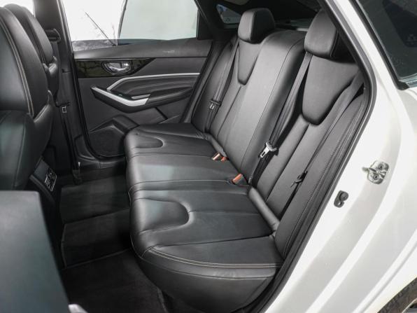 Venucia D60 Plus с пробегом 2023 года, цена 1 349 000 рублей, 35989 км, седан, Автокод Объявления
