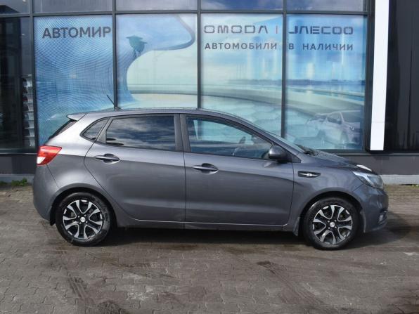 Kia Rio III Рестайлинг с пробегом 2016 года, цена 920 000 рублей, 100747 км, хэтчбек, Автокод Объявления