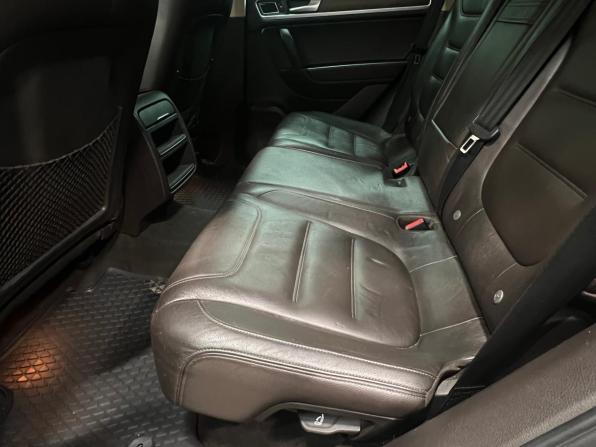Volkswagen Touareg II с пробегом 2011 года, цена 1 950 000 рублей, 346589 км, внедорожник, Автокод Объявления