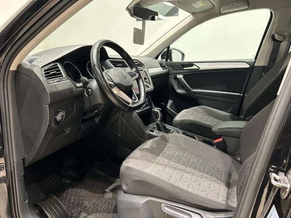 Volkswagen Tiguan II Рестайлинг с пробегом 2021 года, цена 2 499 000 рублей, 124389 км, внедорожник, Автокод Объявления