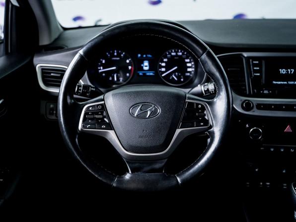 Hyundai Solaris II с пробегом 2017 года, цена 1 200 000 рублей, 148347 км, седан, Автокод Объявления