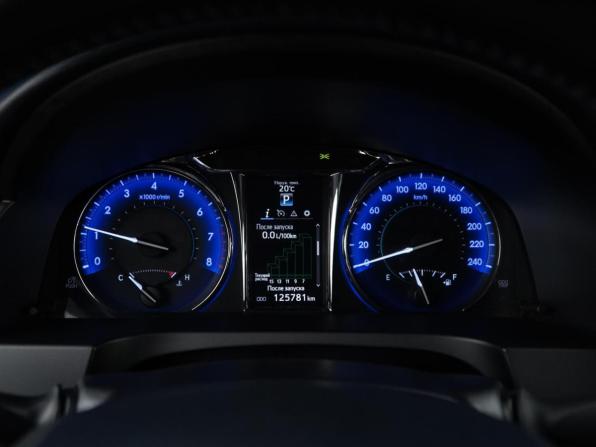 Toyota Camry VII (XV50) Рестайлинг с пробегом 2015 года, цена 1 798 000 рублей, 125781 км, седан, Автокод Объявления