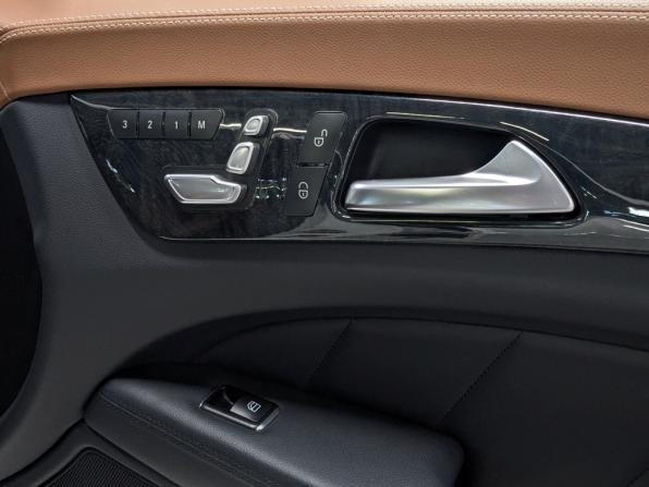 Mercedes-Benz CLS II (C218) Рестайлинг с пробегом 2015 года, цена 3 500 000 рублей, 118440 км, седан, Автокод Объявления