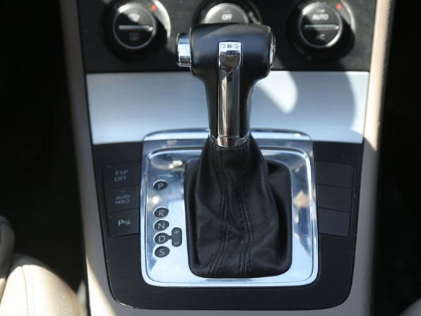 Volkswagen Passat B6 с пробегом 2008 года, цена 695 000 рублей, 211000 км, универсал, Автокод Объявления