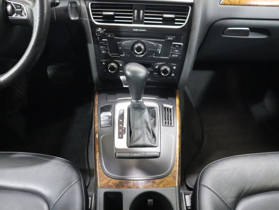 Audi A4 IV (B8) Москва  - изображение 17