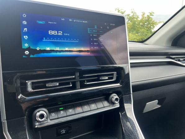 Haval M6 II с пробегом 2024 года, цена 1 750 000 рублей, 53999 км, внедорожник, Автокод Объявления