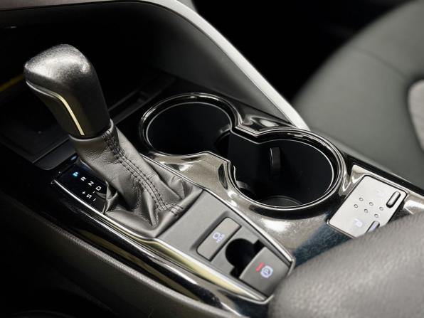 Toyota Camry VIII (XV70) с пробегом 2019 года, цена 2 989 000 рублей, 77127 км, седан, Автокод Объявления
