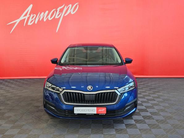 Skoda Octavia IV (A8) с пробегом 2020 года, цена 2 370 000 рублей, 67221 км, лифтбек, Автокод Объявления