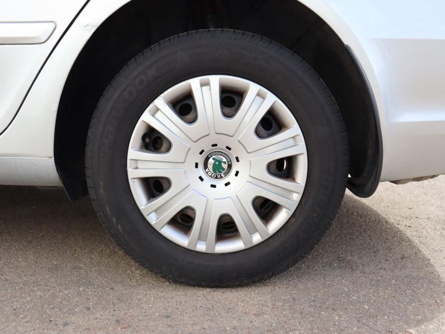 Skoda Octavia II (A5) Рестайлинг Москва  - изображение 9