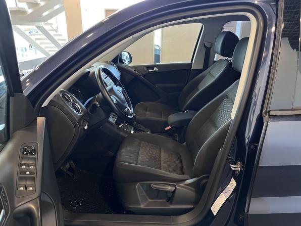 Volkswagen Tiguan I Рестайлинг с пробегом 2013 года, цена 1 390 000 рублей, 228896 км, внедорожник, Автокод Объявления