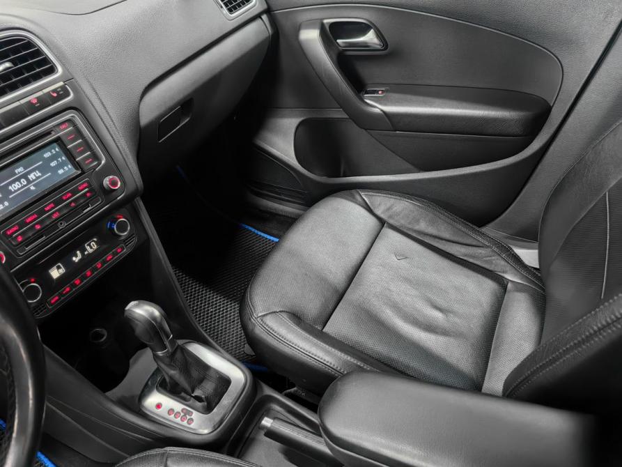 Volkswagen Polo V Новосибирск  - изображение 12