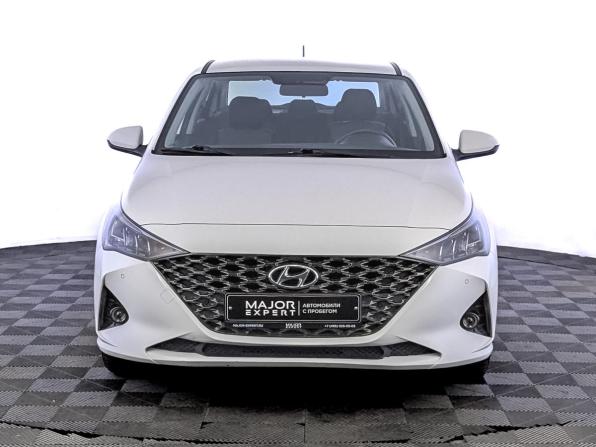 Hyundai Solaris II Рестайлинг с пробегом 2022 года, цена 1 890 000 рублей, 36733 км, седан, Автокод Объявления