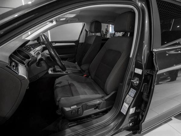 Volkswagen Passat B8 с пробегом 2016 года, цена 1 675 000 рублей, 125877 км, седан, Автокод Объявления